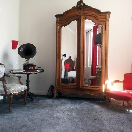 Auberge Du Puits Souillac Ruang foto