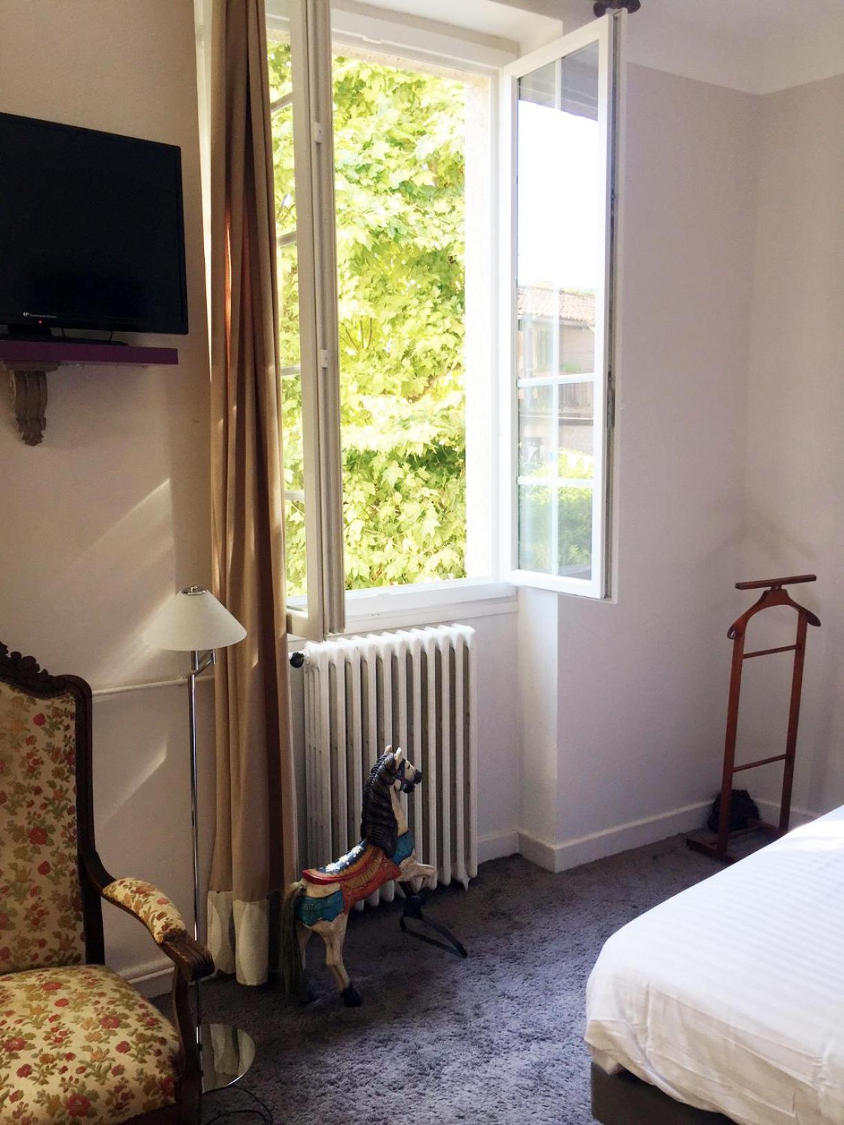 Auberge Du Puits Souillac Ruang foto